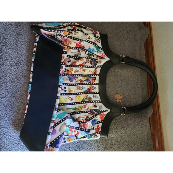 Disney purse - Picture 5 of 7